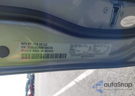 2021 Jeep Compass Limited 4X4 from USA, damaged, VIN 3C4NJDCB0MT506735